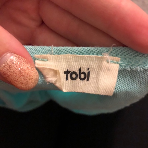 Tobi Sweater - Picture 3 of 3